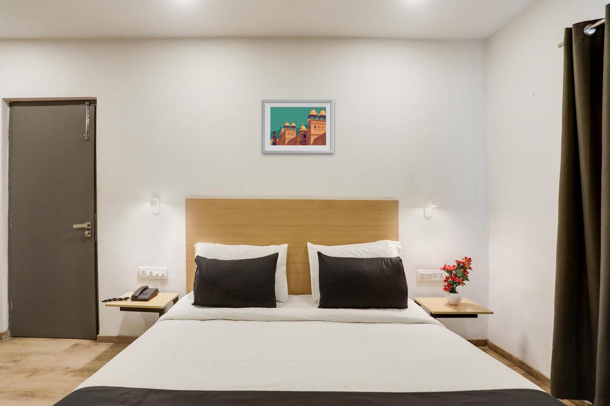 Townhouse Rajdhani Residency Sururnagar Zewnętrze zdjęcie